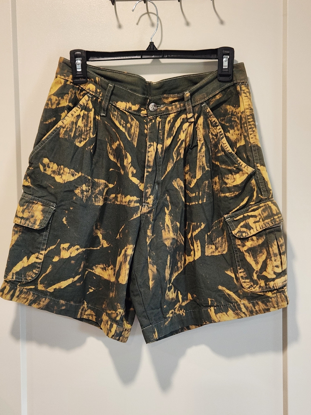 Vintage Y2K Cargo Shorts AZUR Acid Wash Size 30 Grunge Skate Green Gold/Tan